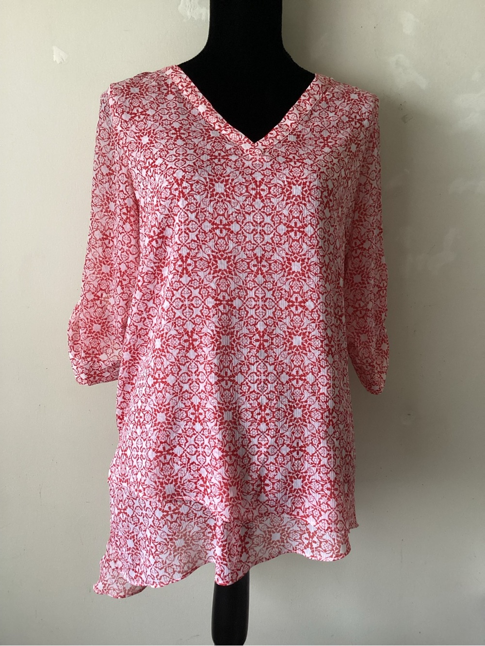 The Limitedd Women's Pink Patterned V-Neck Tunic Top